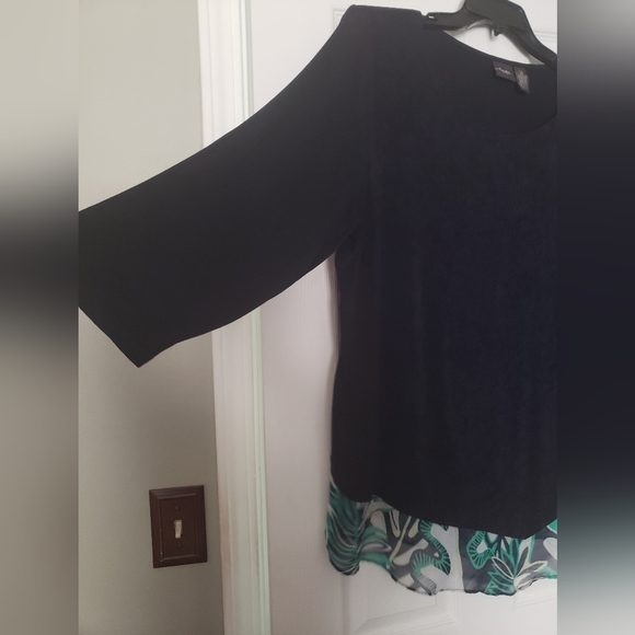 Chicos Travelers dark blue tunic top - Picture 3 of 4